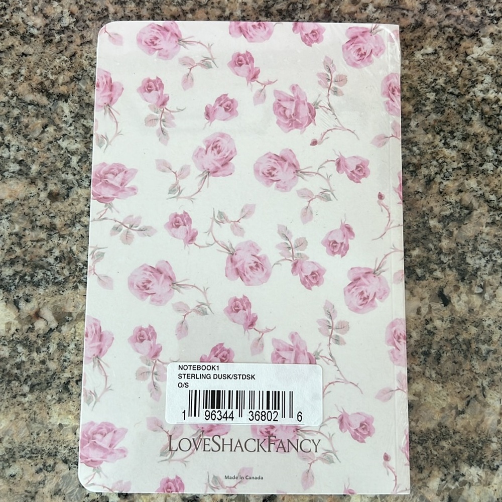 LoveShackFancy •Stanley x Target Valentine’s Day Bundle 💕 - Picture 3 of 6
